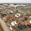 Die RecyclingAKTIV & TiefbauLIVE 2025 zeigte in Karlsruhe eindrucksvoll, dass die Branche trotz wirtschaftlicher Unsicherheiten voller Tatkraft steckt: Volle Ausstellungsflächen, internationale Besucher und ein deutlich gestiegener Anteil an Fachpublikum sorgten für eine positive Stimmung. Zwischen praxisnahen Live-Demonstrationen und konkreten Investitionsgesprächen wurde zugleich der Ruf nach verlässlichen politischen Rahmenbedingungen laut, um die Innovationskraft der Unternehmen weiter zu stärken. Quelle: Treffpunkt.Bau