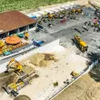 Das Recyclinggelände der Firma Schneider in Ottersried bot ideale Bedingungen, um Maschinen und Anbaugeräte unter realen Einsatzbedingungen zu erleben. Quelle: Treffpunkt.Bau