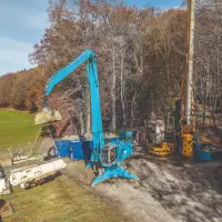Für den Rück- und Neubau eines Trinkwasserbrunnens in Cham setzte die TTB Tafelmeier Tiefbrunnen-Bau GmbH auf Kompetenz von Bauer
Für den Rück- und Neubau eines Trinkwasserbrunnens in Cham setzte die TTB Tafelmeier Tiefbrunnen-Bau GmbH auf Kompetenz von Bauer